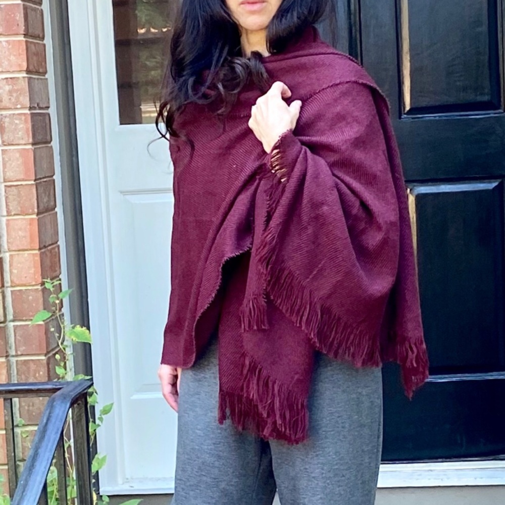 Cashmere Burgundy oversized Shawl/Scarf - Picture 2 of 7